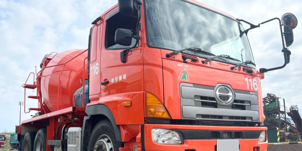 「ミキサー車」と「深ダンプ」が納車になりました